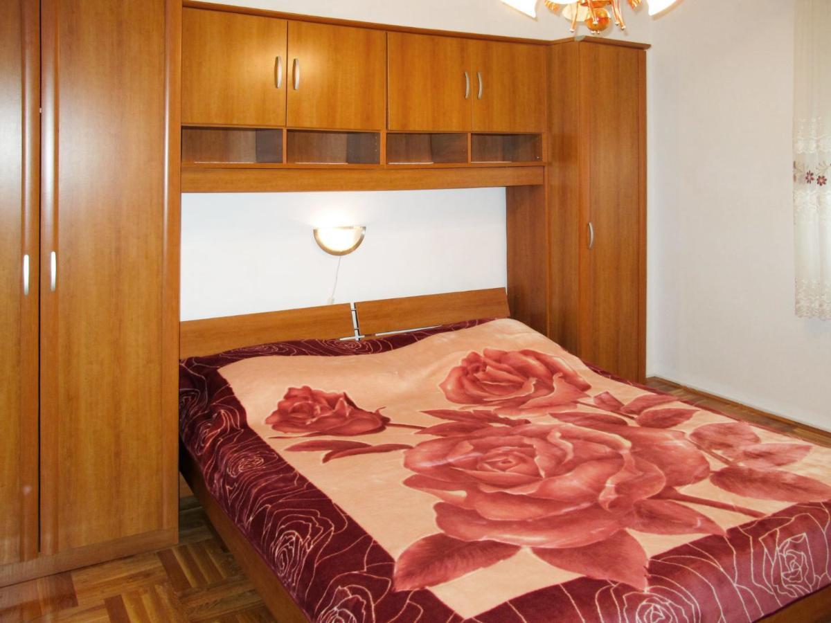 Apartment Vukelic-2 By Interhome Novi Vinodolski Kültér fotó
